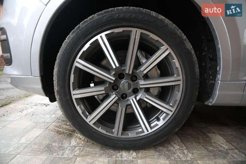 Внедорожник / Кроссовер Audi Q7 2015 в Приборжавском