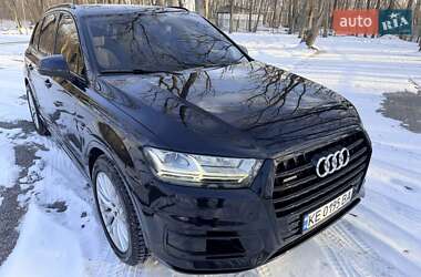 Позашляховик / Кросовер Audi Q7 2015 в Дніпрі