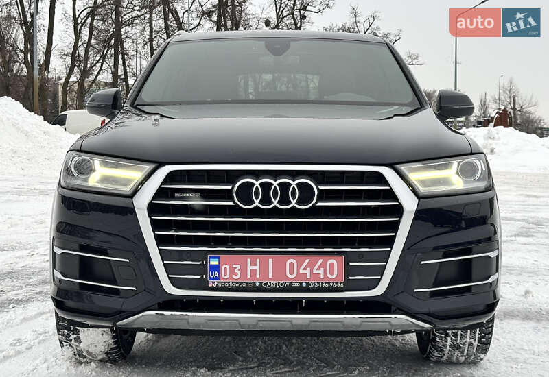 Внедорожник / Кроссовер Audi Q7 2017 в Киеве