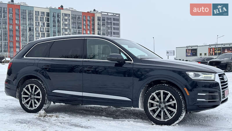 Внедорожник / Кроссовер Audi Q7 2017 в Киеве