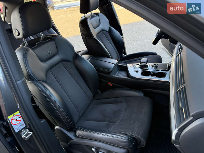 Внедорожник / Кроссовер Audi Q7 2019 в Одессе фото 39 Внедорожник / Кроссовер Audi Q7 2019 в Одессе