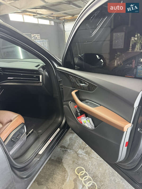 Внедорожник / Кроссовер Audi Q7 2020 в Львове