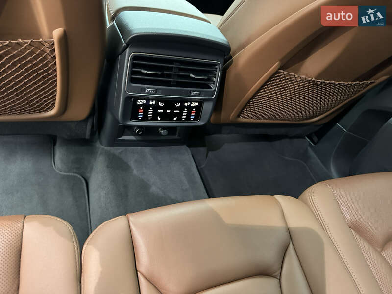 Внедорожник / Кроссовер Audi Q7 2020 в Львове