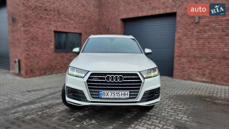 Позашляховик / Кросовер Audi Q7 2018 в Хмельницькому