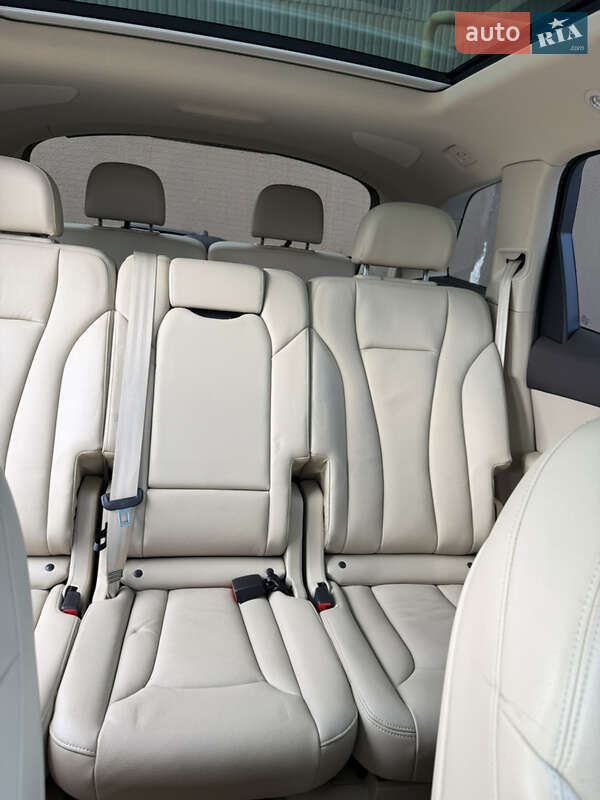 Позашляховик / Кросовер Audi Q7 2019 в Львові