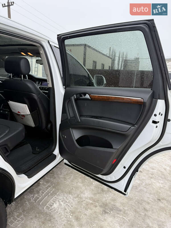 Внедорожник / Кроссовер Audi Q7 2013 в Тернополе фото 35 Внедорожник / Кроссовер Audi Q7 2013 в Тернополе