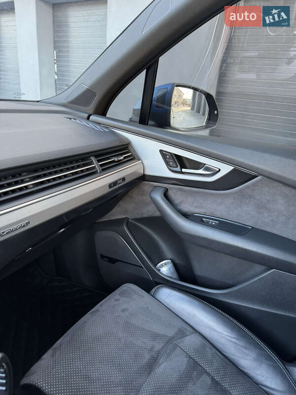 Позашляховик / Кросовер Audi Q7 2016 в Вінниці фото 37 Позашляховик / Кросовер Audi Q7 2016 в Вінниці