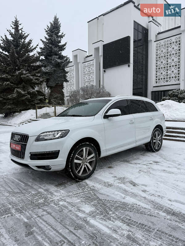 Позашляховик / Кросовер Audi Q7 2013 в Тернополі