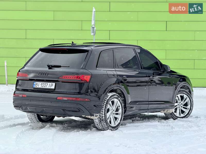 Позашляховик / Кросовер Audi Q7 2019 в Києві фото 16 Позашляховик / Кросовер Audi Q7 2019 в Києві