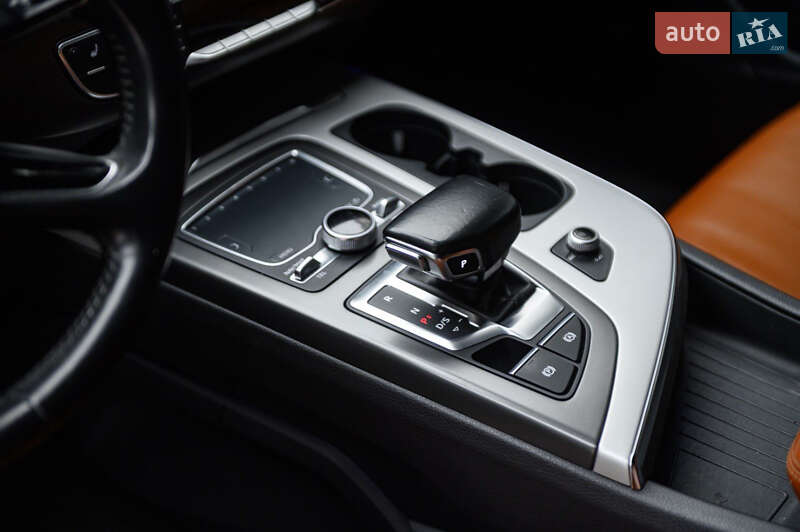Внедорожник / Кроссовер Audi Q7 2016 в Одессе фото 39 Внедорожник / Кроссовер Audi Q7 2016 в Одессе