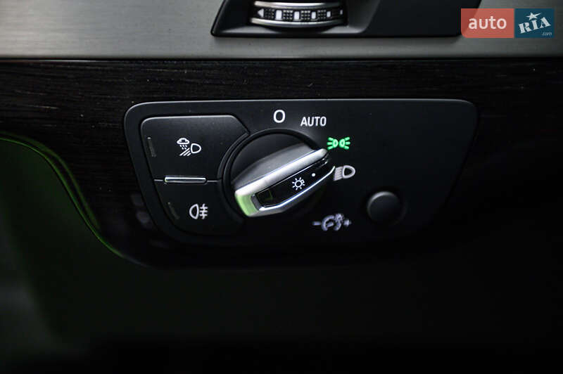 Позашляховик / Кросовер Audi Q7 2015 в Одесі