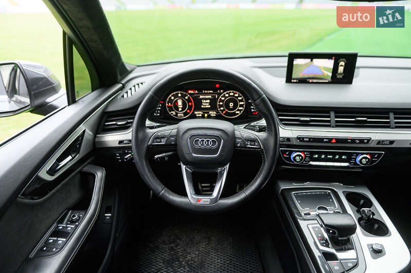 Позашляховик / Кросовер Audi Q7 2015 в Одесі