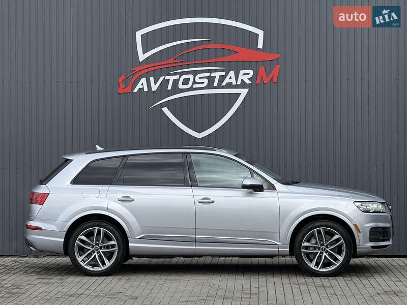 Внедорожник / Кроссовер Audi Q7 2017 в Мукачево