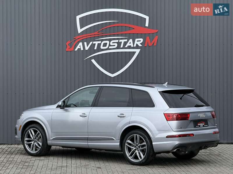 Внедорожник / Кроссовер Audi Q7 2017 в Мукачево