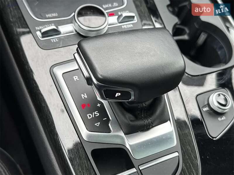 Внедорожник / Кроссовер Audi Q7 2019 в Львове