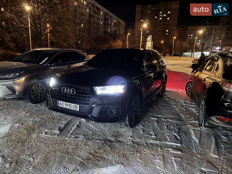 Внедорожник / Кроссовер Audi Q7 2017 в Харькове фото 20 Внедорожник / Кроссовер Audi Q7 2017 в Харькове