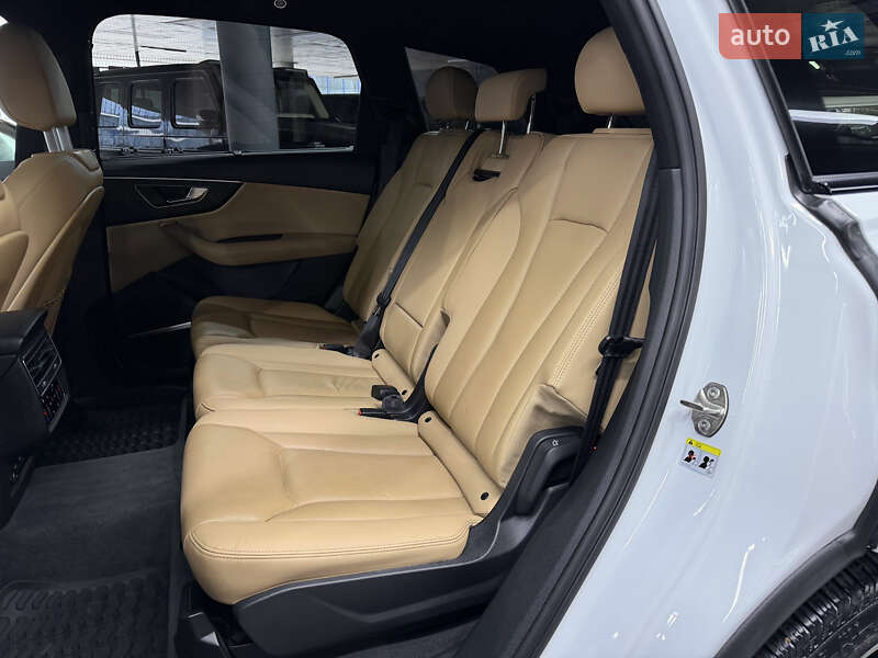 Позашляховик / Кросовер Audi Q7 2021 в Одесі фото 24 Позашляховик / Кросовер Audi Q7 2021 в Одесі