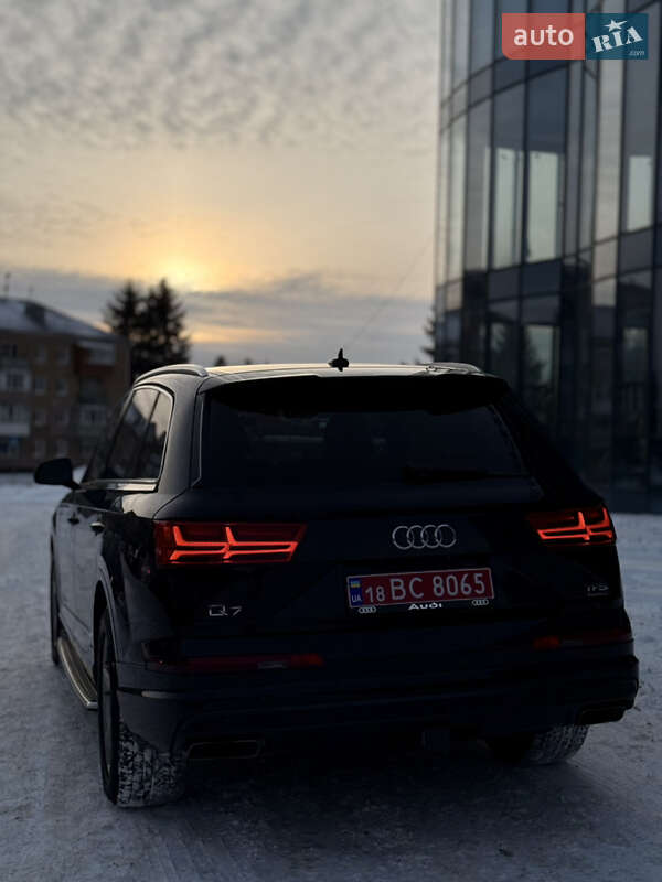 Позашляховик / Кросовер Audi Q7 2017 в Рівному фото 11 Позашляховик / Кросовер Audi Q7 2017 в Рівному