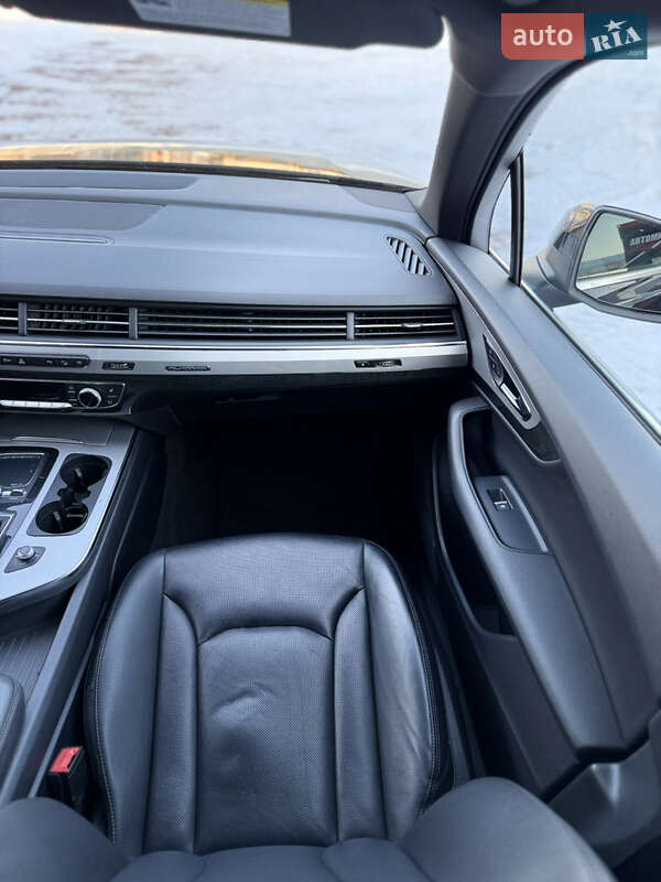 Позашляховик / Кросовер Audi Q7 2017 в Рівному фото 42 Позашляховик / Кросовер Audi Q7 2017 в Рівному