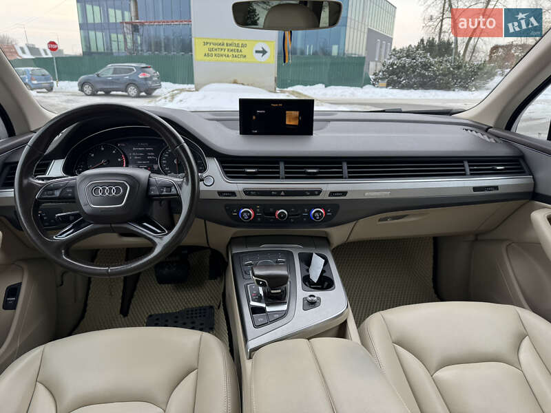 Позашляховик / Кросовер Audi Q7 2016 в Києві фото 24 Позашляховик / Кросовер Audi Q7 2016 в Києві