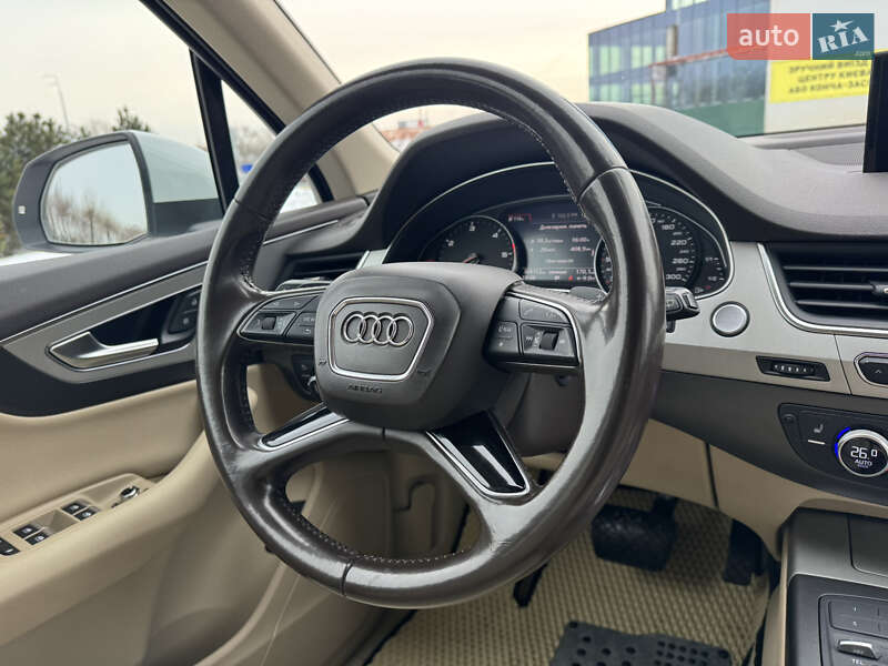 Позашляховик / Кросовер Audi Q7 2016 в Києві фото 28 Позашляховик / Кросовер Audi Q7 2016 в Києві