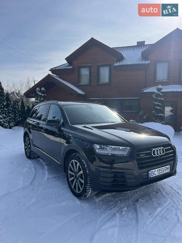 Позашляховик / Кросовер Audi Q7 2016 в Львові