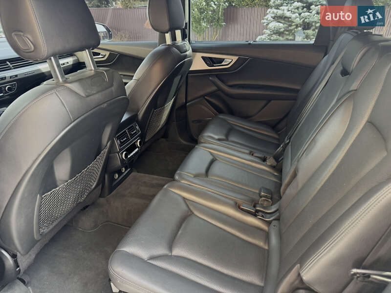 Позашляховик / Кросовер Audi Q7 2018 в Косові фото 57 Позашляховик / Кросовер Audi Q7 2018 в Косові