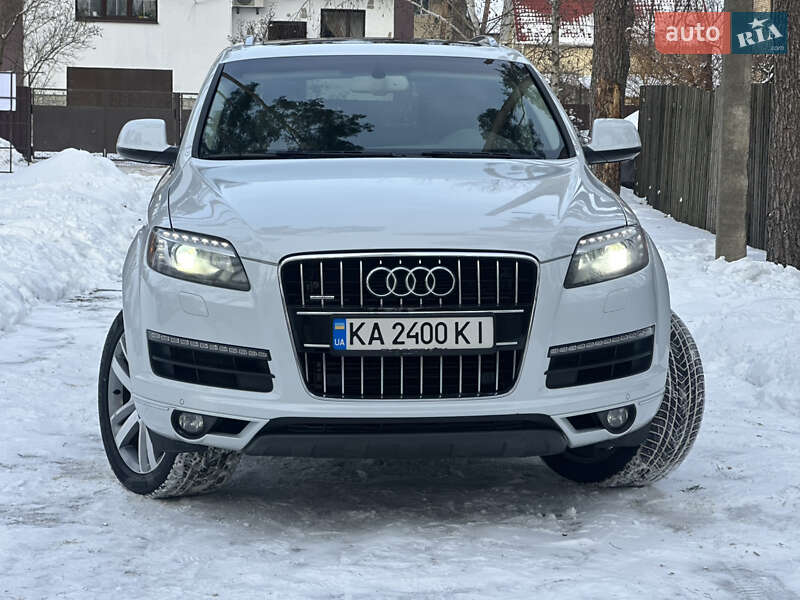 Позашляховик / Кросовер Audi Q7 2012 в Києві
