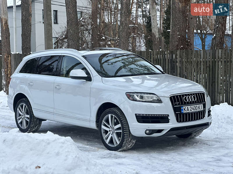 Позашляховик / Кросовер Audi Q7 2012 в Києві