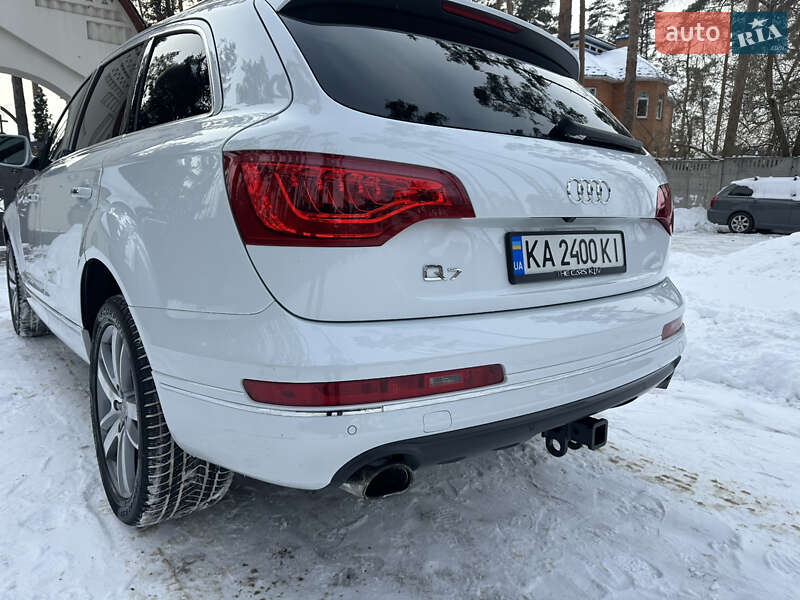 Позашляховик / Кросовер Audi Q7 2012 в Києві