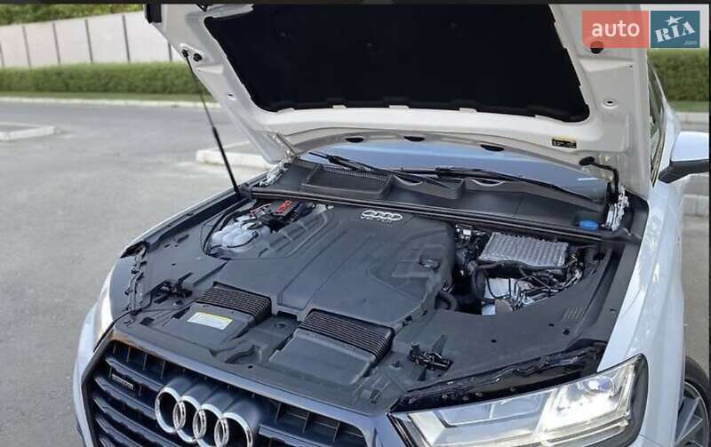 Внедорожник / Кроссовер Audi Q7 2018 в Одессе