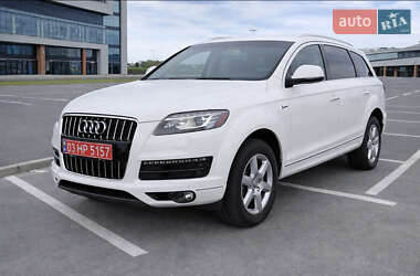 Внедорожник / Кроссовер Audi Q7 2015 в Хусте
