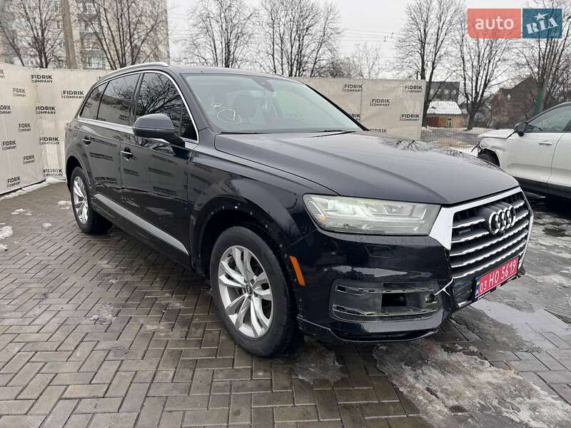 Позашляховик / Кросовер Audi Q7 2016 в Луцьку