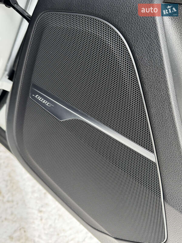 Позашляховик / Кросовер Audi Q7 2017 в Львові