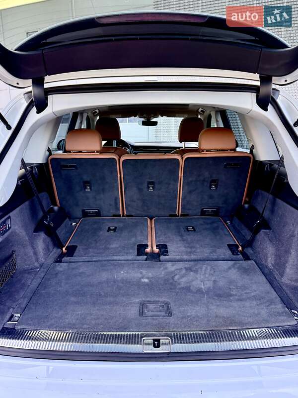 Внедорожник / Кроссовер Audi Q7 2020 в Львове