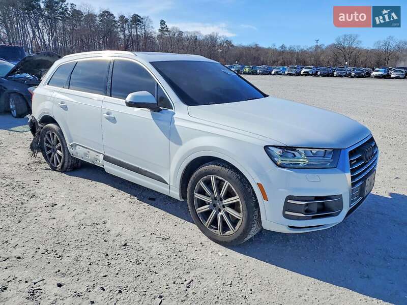 Внедорожник / Кроссовер Audi Q7 2018 в Львове фото 4 Внедорожник / Кроссовер Audi Q7 2018 в Львове