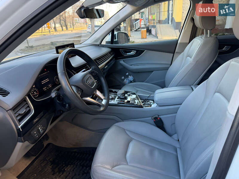 Внедорожник / Кроссовер Audi Q7 2018 в Николаеве фото 12 Внедорожник / Кроссовер Audi Q7 2018 в Николаеве