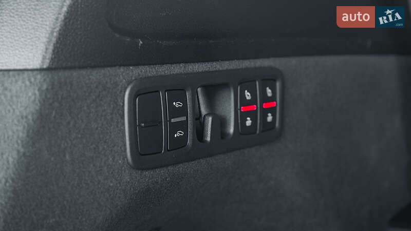 Внедорожник / Кроссовер Audi Q7 2019 в Ровно