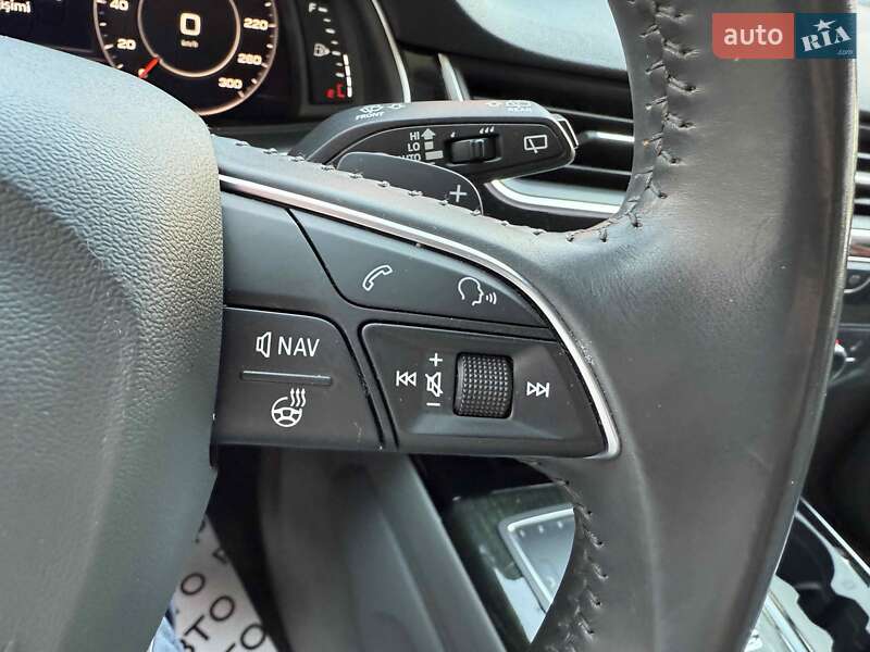 Позашляховик / Кросовер Audi Q7 2018 в Львові