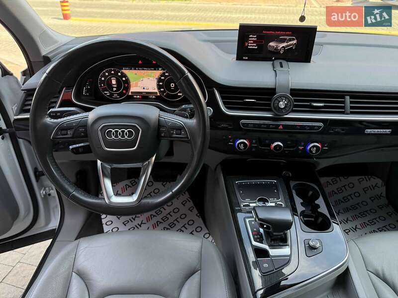 Позашляховик / Кросовер Audi Q7 2018 в Львові