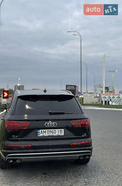 Внедорожник / Кроссовер Audi Q7 2016 в Житомире