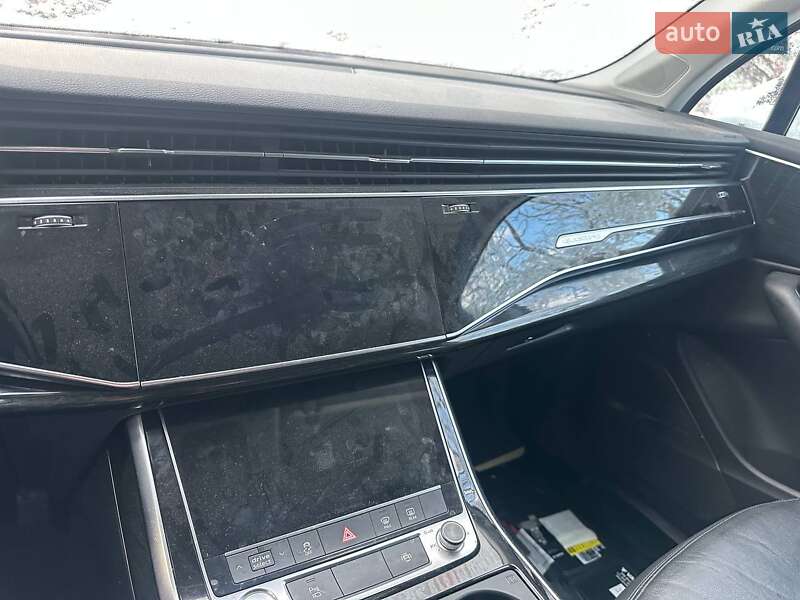 Внедорожник / Кроссовер Audi Q7 2020 в Киеве фото 13 Внедорожник / Кроссовер Audi Q7 2020 в Киеве