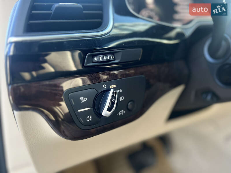 Внедорожник / Кроссовер Audi Q7 2016 в Ковеле