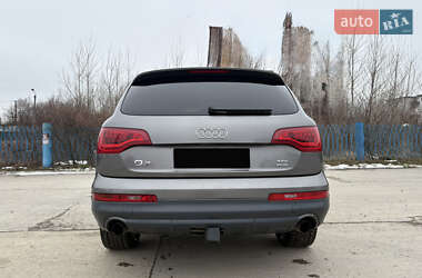 Внедорожник / Кроссовер Audi Q7 2011 в Черновцах