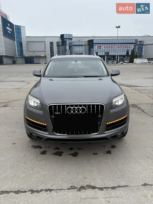 Audi Q7 2011