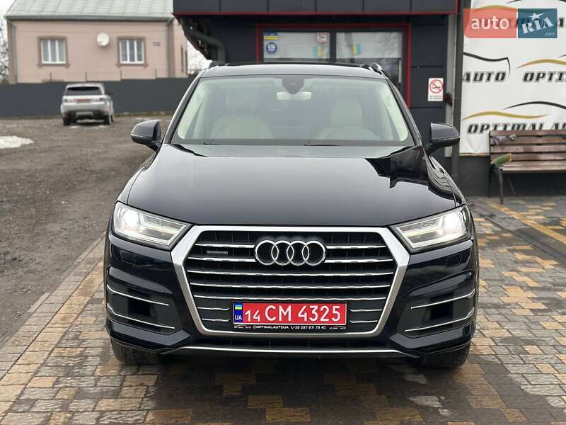 Внедорожник / Кроссовер Audi Q7 2017 в Львове