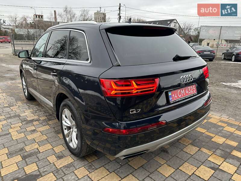 Внедорожник / Кроссовер Audi Q7 2017 в Львове