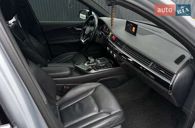 Позашляховик / Кросовер Audi Q7 2017 в Вінниці