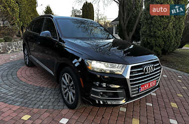 Позашляховик / Кросовер Audi Q7 2017 в Хусті