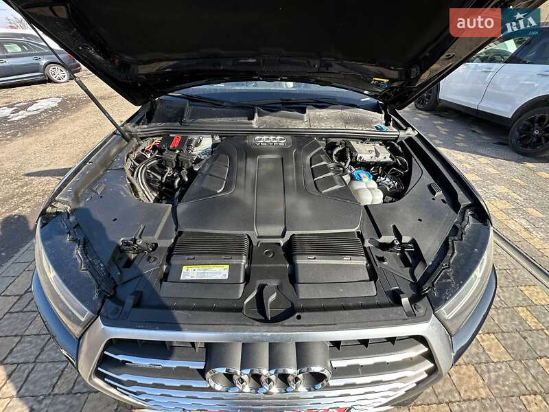 Внедорожник / Кроссовер Audi Q7 2017 в Львове